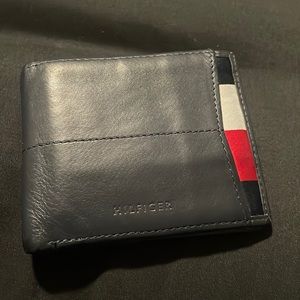 Used Tommy Hilfiger Navy Wallet